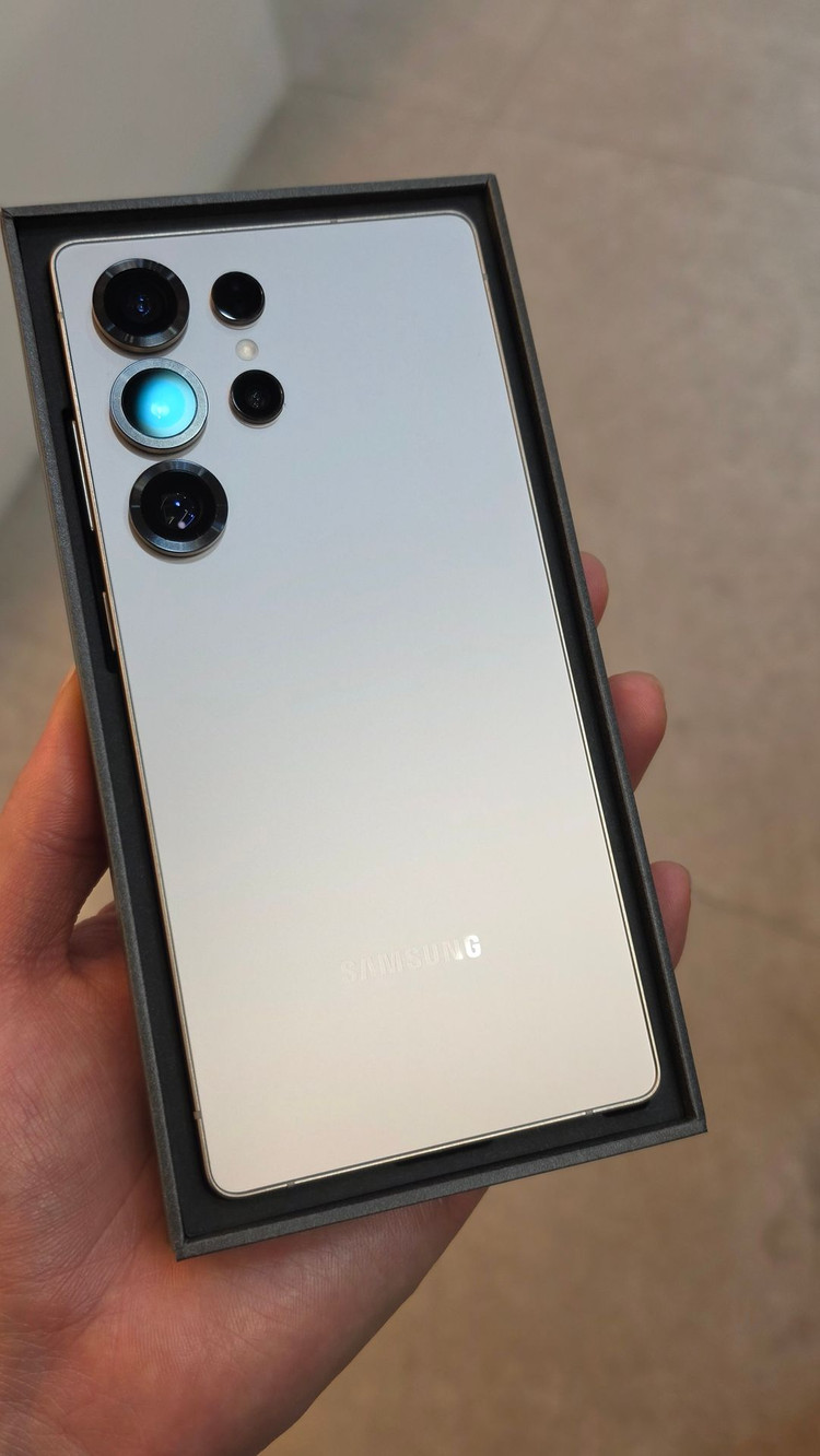 갤럭시s25 울트라 512GB 티타늄그레이 풀박 급처--2