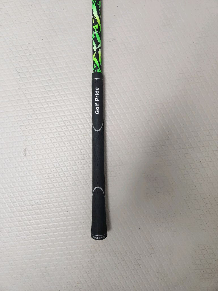 몬스타 TOUR HB 4SR 드라이버 샤프트 타이틀 슬리브 이미지