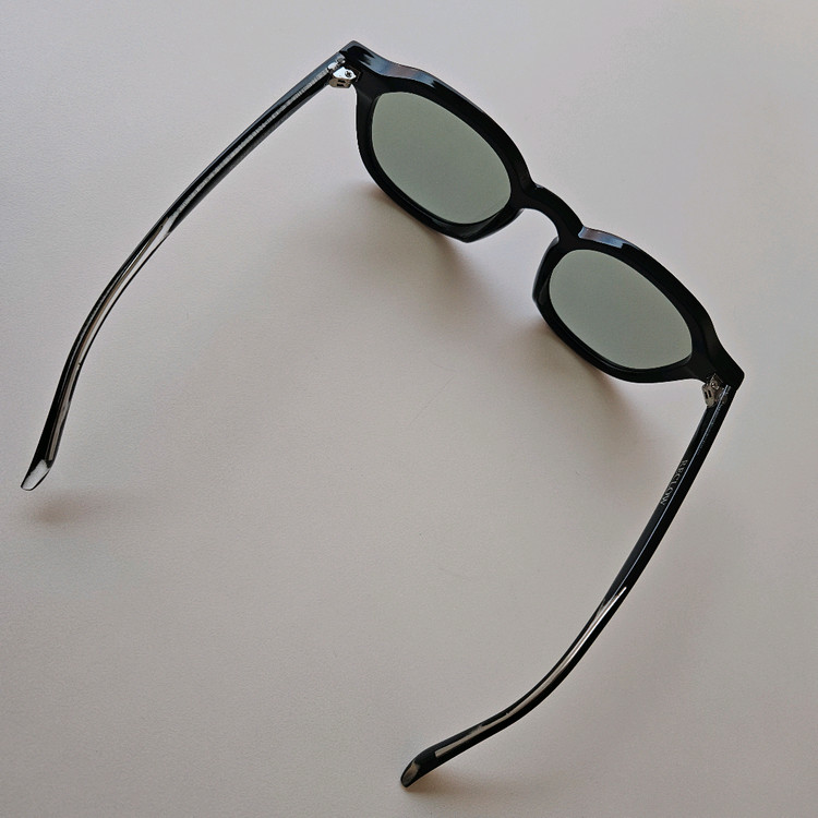 리끌로우 선글라스 그린(새상품)--2