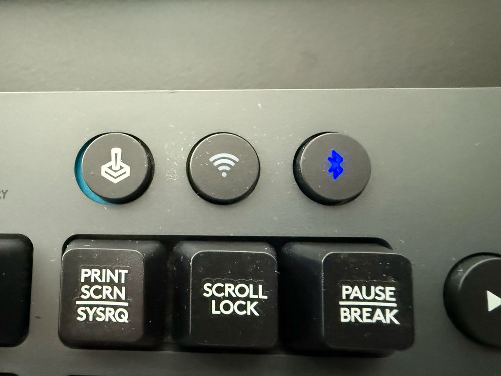 로지텍 logi 로지 키보드 G613 무선 기계식 게이머 로지스피드 게이밍 배터리 포함테스팅완료 사진 참고깨끗 실사--8