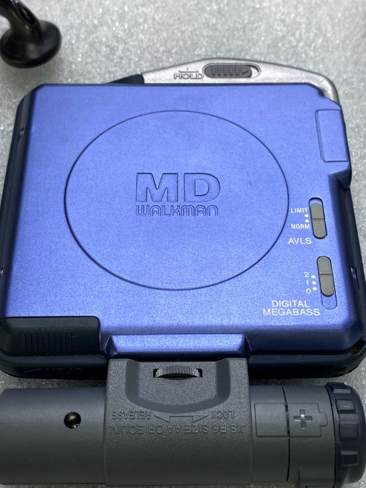 소장용 소니MZ-E44 석유통MD플레이어 카멜레온 블루칼라 판매합니다--2