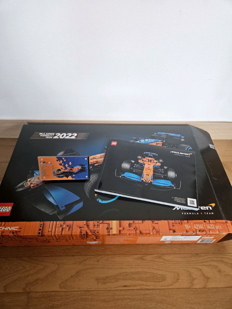 레고 테크닉 42141 맥라렌 (아크릴케이스 + 명판 스탠드 포함)--3