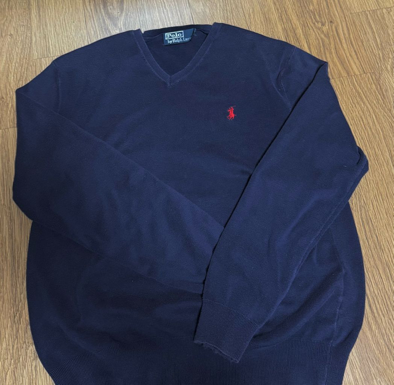 폴로 랄프로렌 네이비 브이넥 니트 이미지
