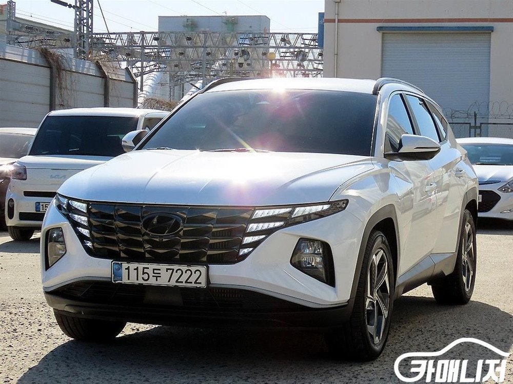 [현대]투싼 (NX4) 가솔린 1.6 터보 4WD 프리미엄 #3월급매 이미지