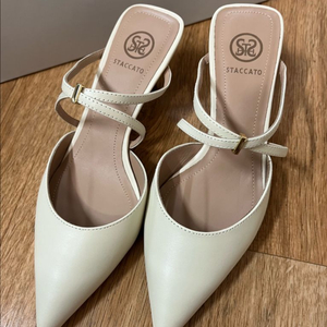 새것! 스타카토 아이보리 슬링백 230