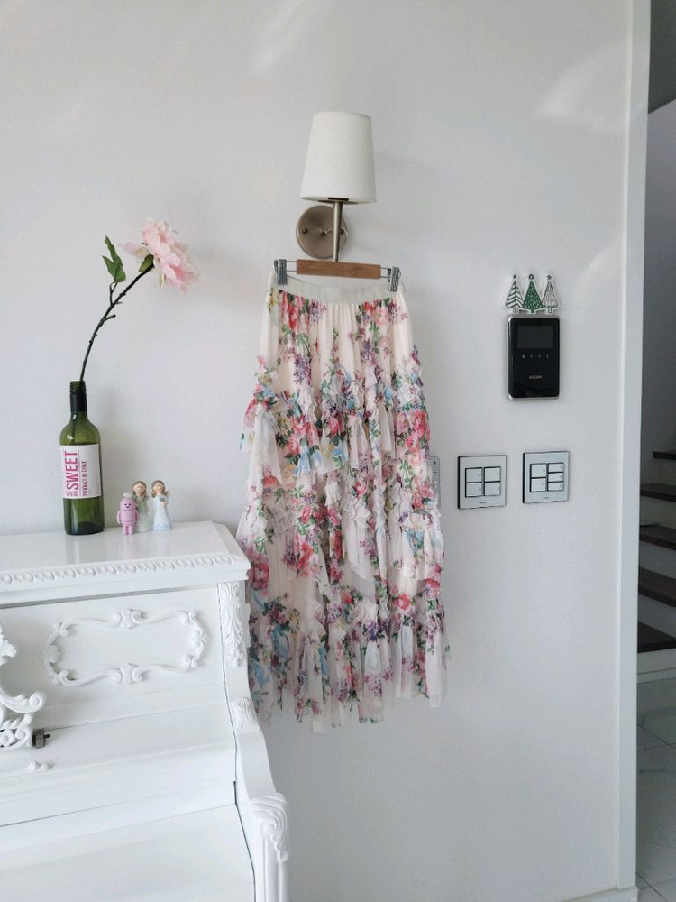 수입 플로랄 티어드 롱스커트(반택포)--3