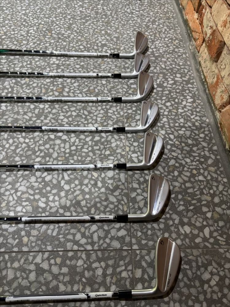 테일러메이드 P790 아이언(4~P) + Qi10 MAX 드라이버 + ER5 퍼터 골프채 풀세트 (A급) 이미지