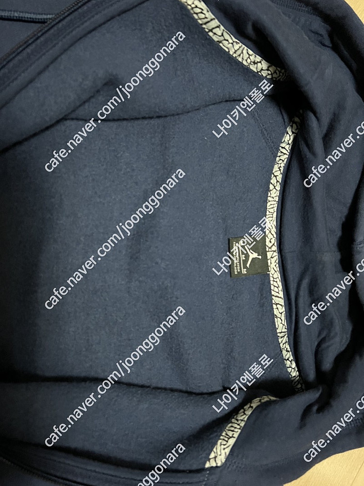 나이키 조던11 로우 미드나잇네이비 275 사이즈 이미지