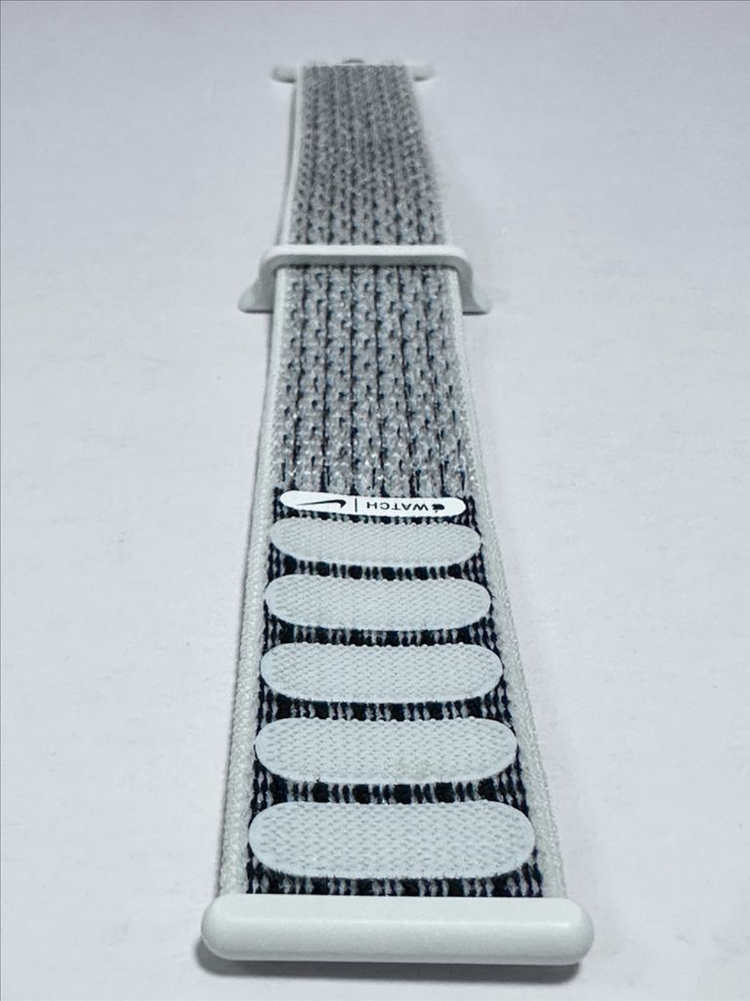 애플워치 나이키 스우시 스포츠루프--1