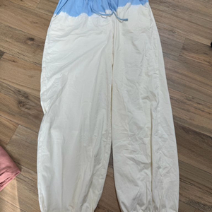 오즈이즈 타이다이 프릴 조거팬츠 아이보리 믹스 M