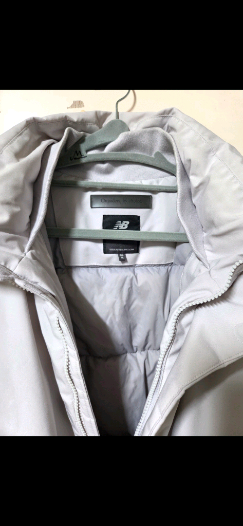 뉴발란스 구스 패딩 95사이즈 아이보리--2