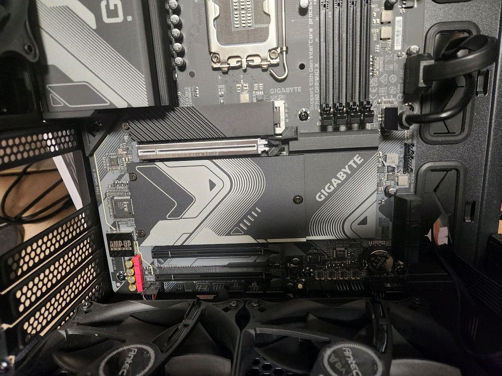 기가바이트 z790 gaming x 메인보드--2