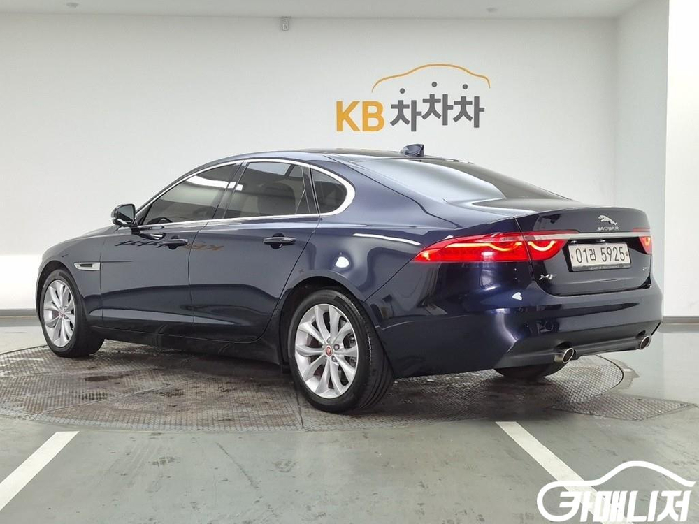 [재규어]XF(X260) 2.5T 프레스티지 #3월급매 이미지