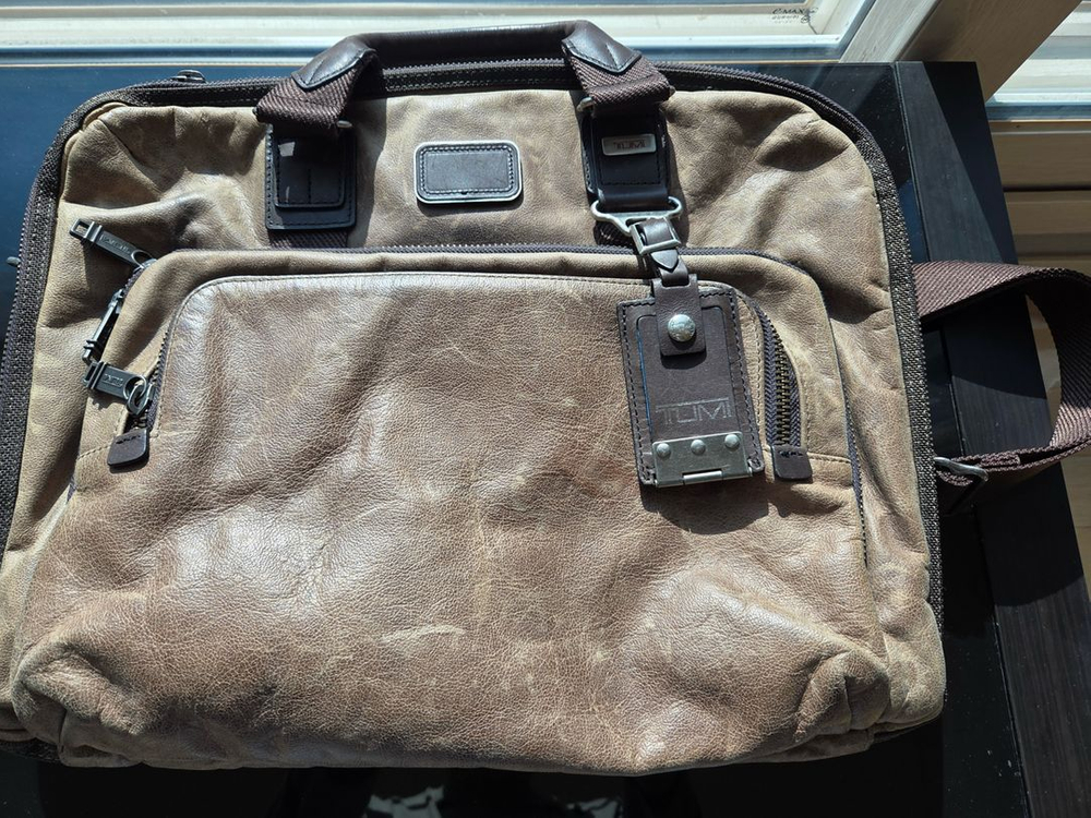 투미(TUMI) 알파 브라보 맥네어 슬림 서류가방 092611BH--1