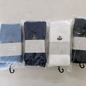 비비안웨스트우드 오버니삭스 새상품(라운딩, 필라테스양말 이미지