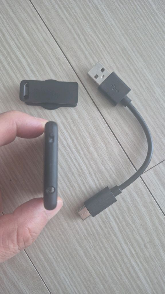 iZYREC 초소형 블루투스 녹음기 이미지