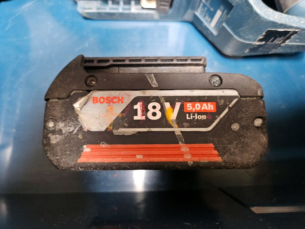 보쉬 충전 로타리 앙카 해머 뿌레카 파쇄 드릴 세트 이미지