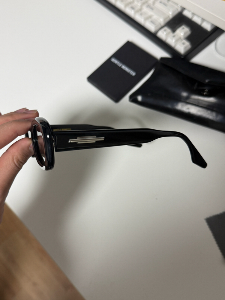 젠틀몬스터 선글라스 블랙--1