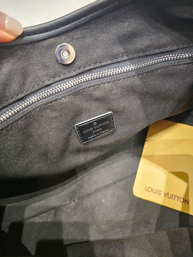 루이비통 캐리올 카고 이미지