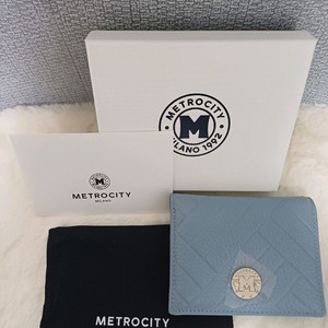 새상품 매트로시티 반지갑