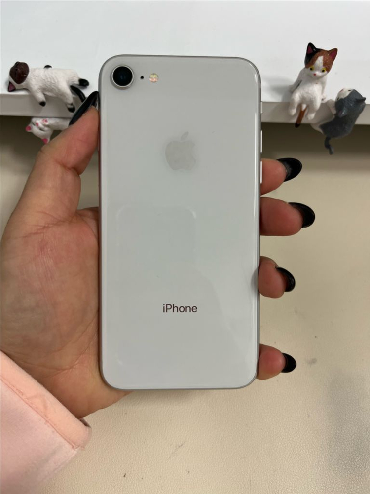 아이폰8 64G 실버 SSS급!--1