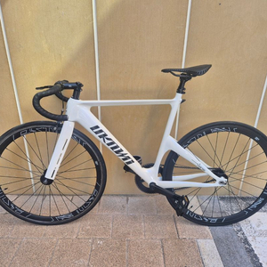 2026 언노운 펄스 m사이즈 픽시자전거 팔아요