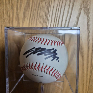 이정후 싸인볼 팝니다