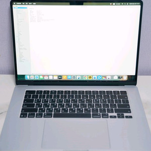 애플 맥북에어 M4 15인치16ram, 512gb 판매합니다.