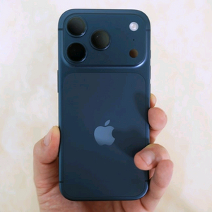 아이폰 17 프로 256기가 판매합니다.