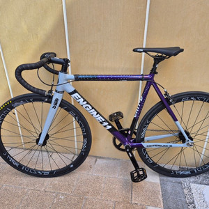 엔진11 크릿디 m사이즈 에그플랜트그레이 픽시 자전거 팔아요