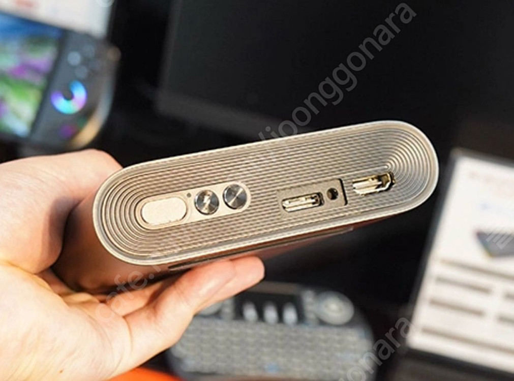 ONEXPLAYER M1 미니PC(-Intel Core Ultra 9 185H.램32g, 1tb) 팝니다--1