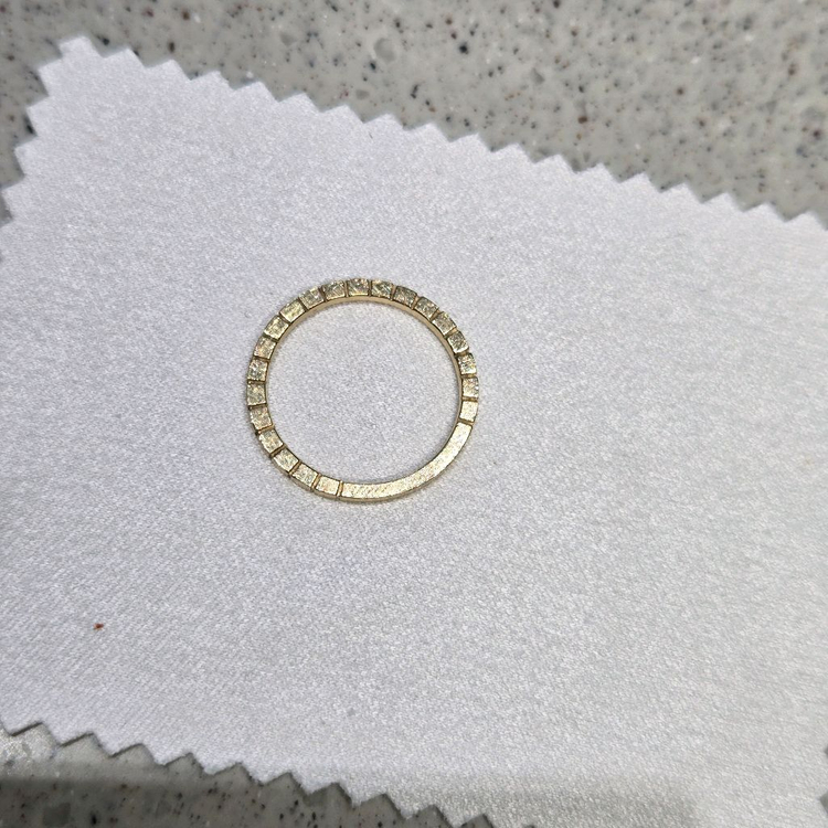 14k 얇은 금반지 1.62g (0.432돈)--5