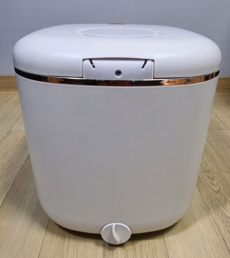 (아울리빙)신선유지 쌀통(10KG)원터치 진공 쌀보관통[잡곡통 밀폐 쌀보관함용기] 이미지