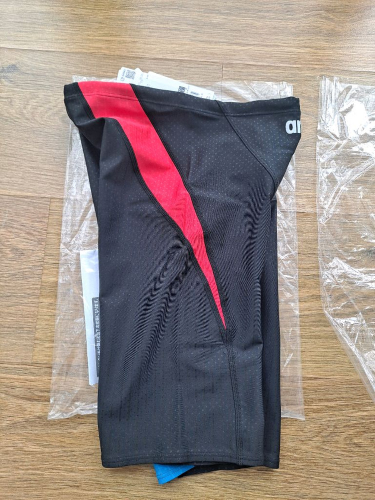 새상품 아레나 선수용 남자 4부 수영복 2xl--6