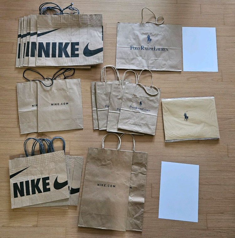 명품쇼핑백,백화점쇼핑백,브랜드의류쇼핑백 이미지