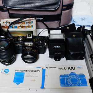 미놀타 x700,x-700 MPS 팝니다(랜즈2개,가방,플레쉬,삼각대)