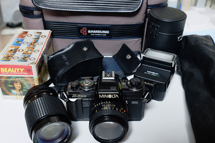 미놀타 x700,x-700 MPS 팝니다(랜즈2개,가방,플레쉬,삼각대)--1