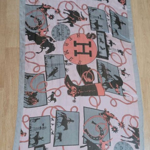 (정품) 에르메스 스카프 숄더 머플러 방도 !!