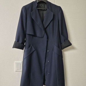 Rua 네이비 트렌치 코트입니다사이즈는 66 이미지