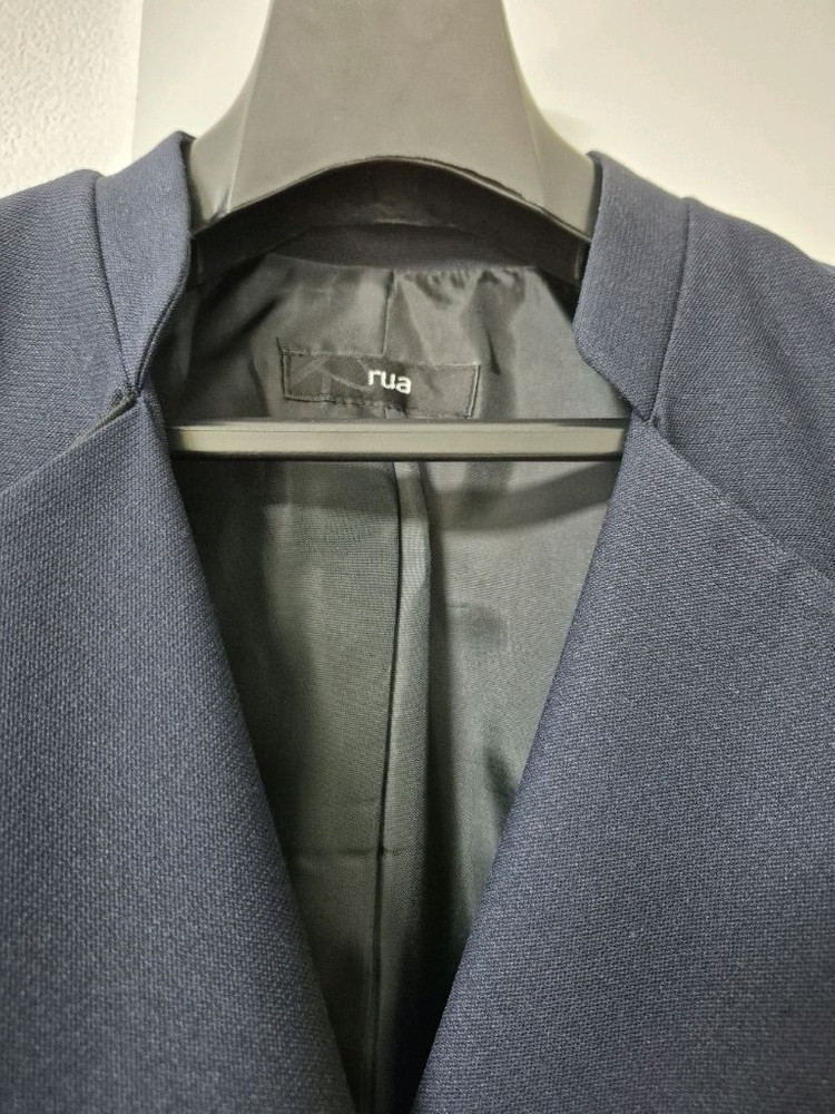 Rua 네이비 트렌치 코트입니다사이즈는 66 이미지