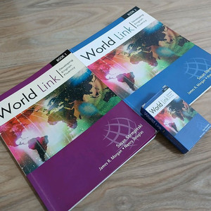 영어 학습 원서 World Link