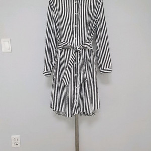 (거의새거)헤이린 뉴욕 셔츠형 원피스 44~77