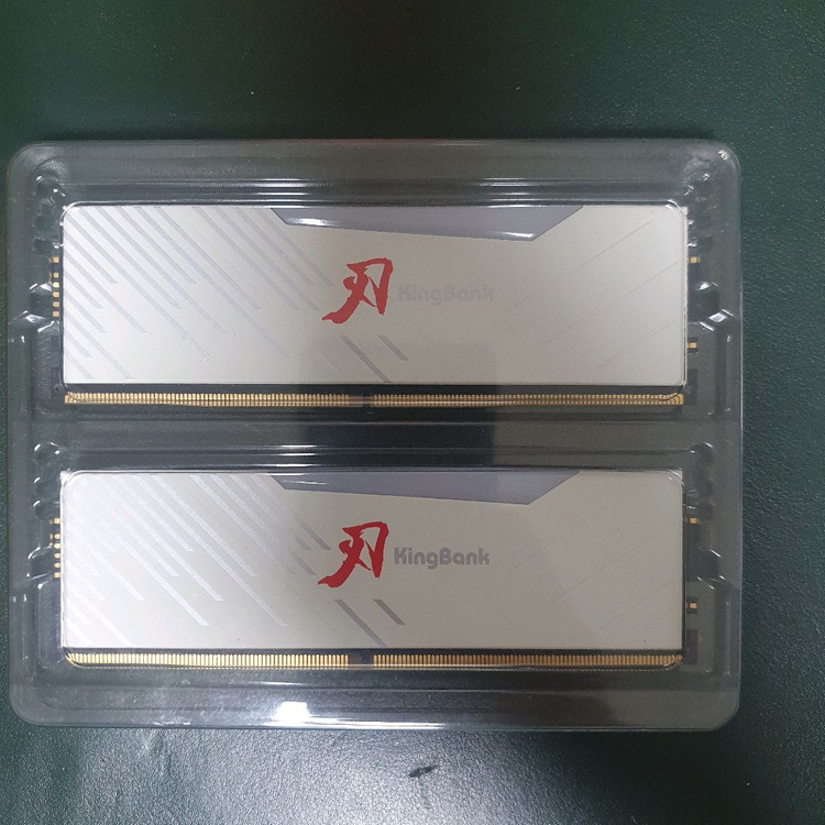 킹뱅크 RGB DDR5-6400 CL32 64GB (32GB x 2) 하이닉스 A다이--3