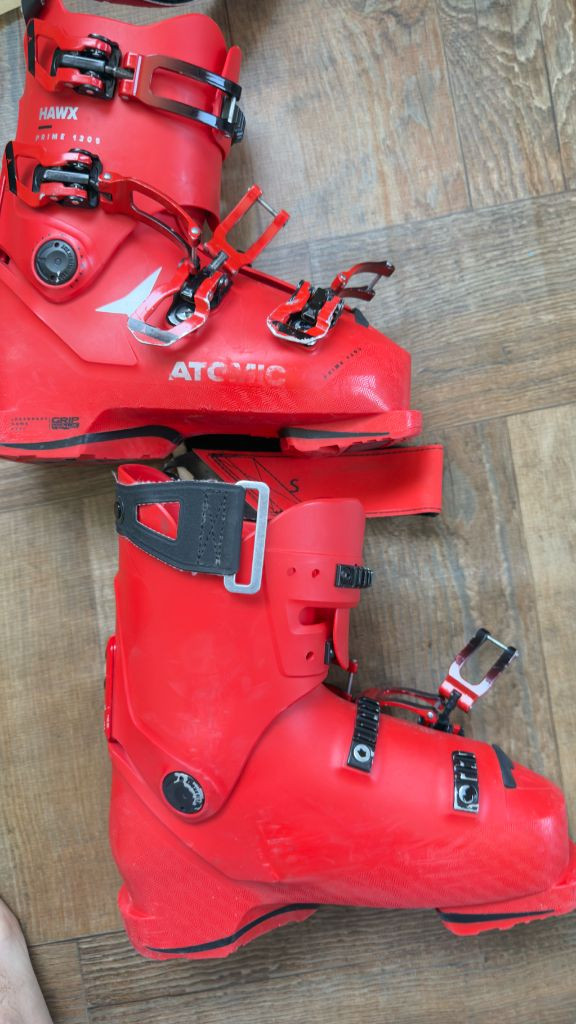 아토믹 월드컵 부츠 , 165회전 월드컵 판매합니다 스키 이미지