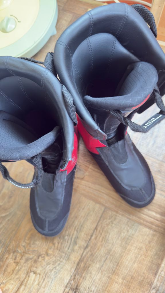 아토믹 월드컵 부츠 , 165회전 월드컵 판매합니다 스키 이미지