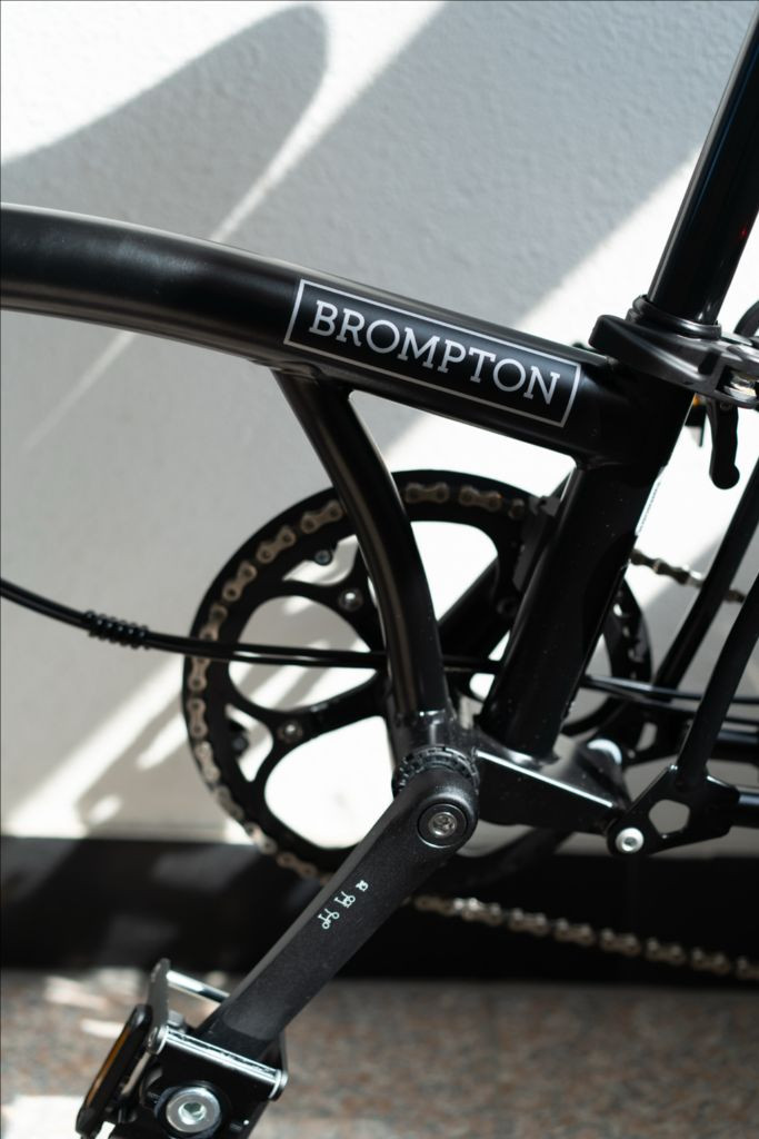 25년식 브롬톤 c라인 4단 블랙 이미지