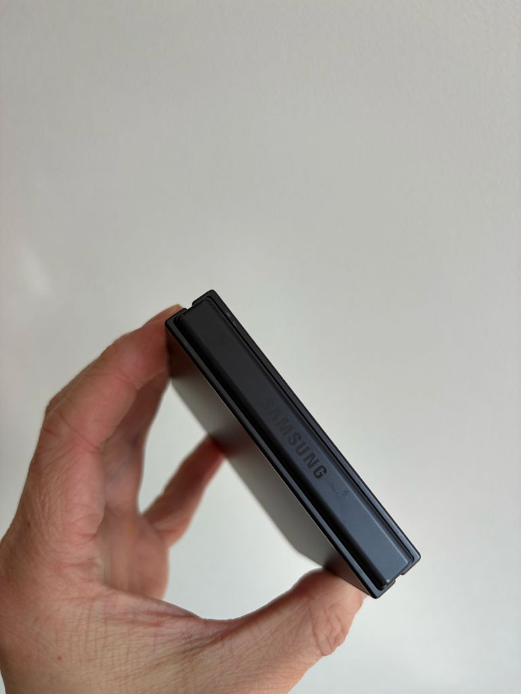 갤럭시Z플립7 512G 블랙+추가포함--1