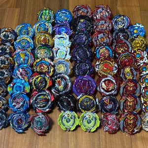 베이블레이드 팽이,런처 모든 전체 시리즈 제시로 팝니다(가격제안,일괄아님)