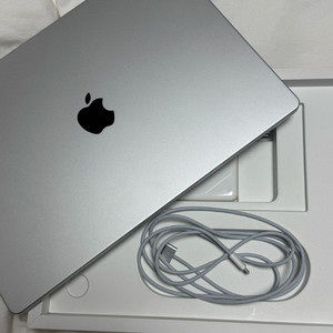 맥북프로 16인치 M1 Pro / 32GB / 1TB /배터리 성능 100/ 사이클수 5회 이미지