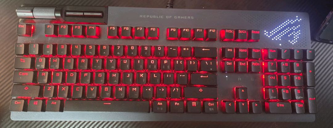 ASUS ROG STRIX FLARE II ANIMATE 게이밍 유선 키보드 (아수스 키보드) 이미지